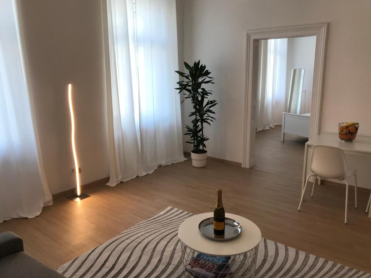 New • City-Park Apartment In The Vienna Center. Экстерьер фото